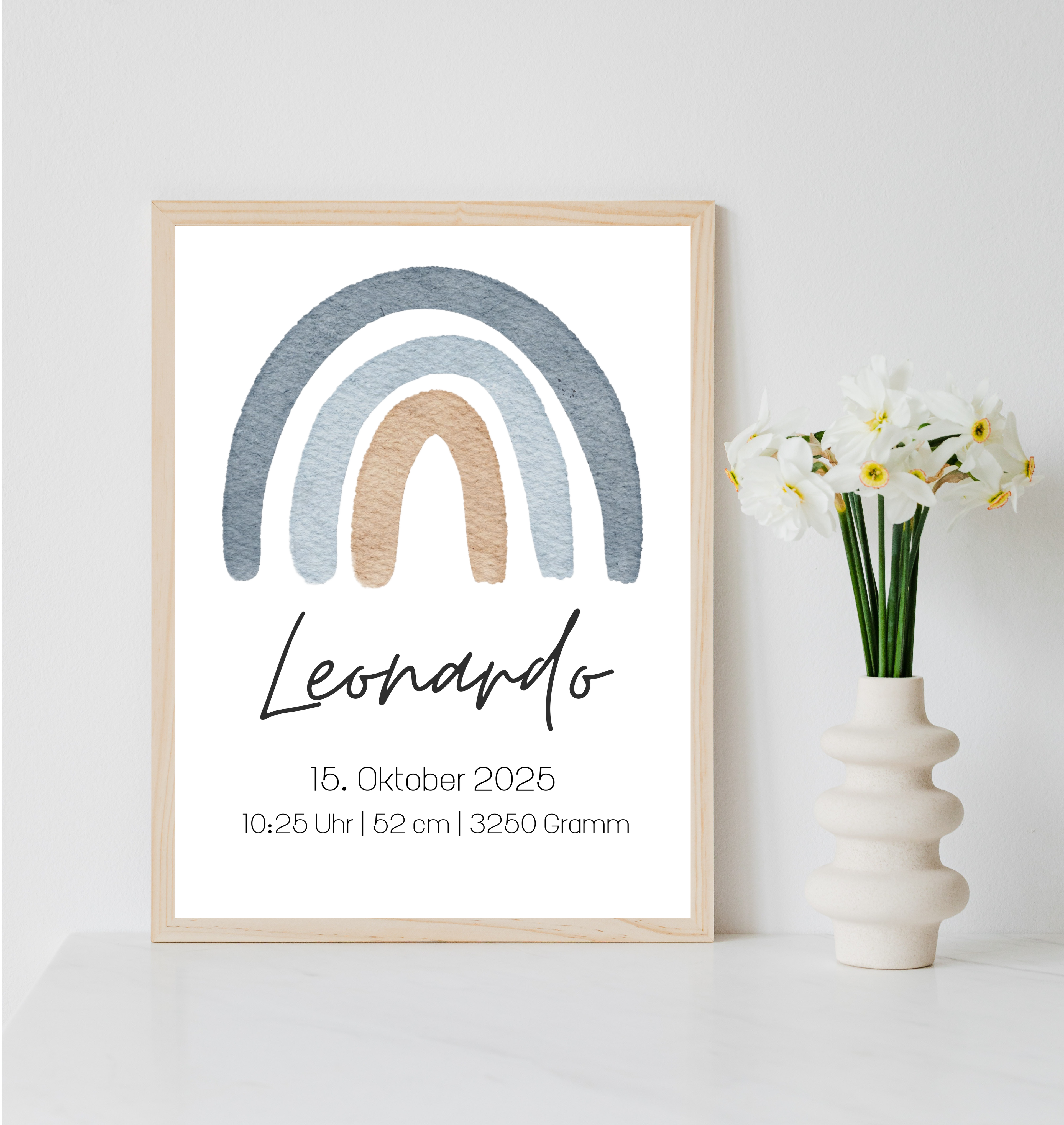 Geburtsposter personalisiert mit Namen und Geburtsdaten als PDF Datei, ausgedruckt in A4 oder mit Premium Bilderrahmen