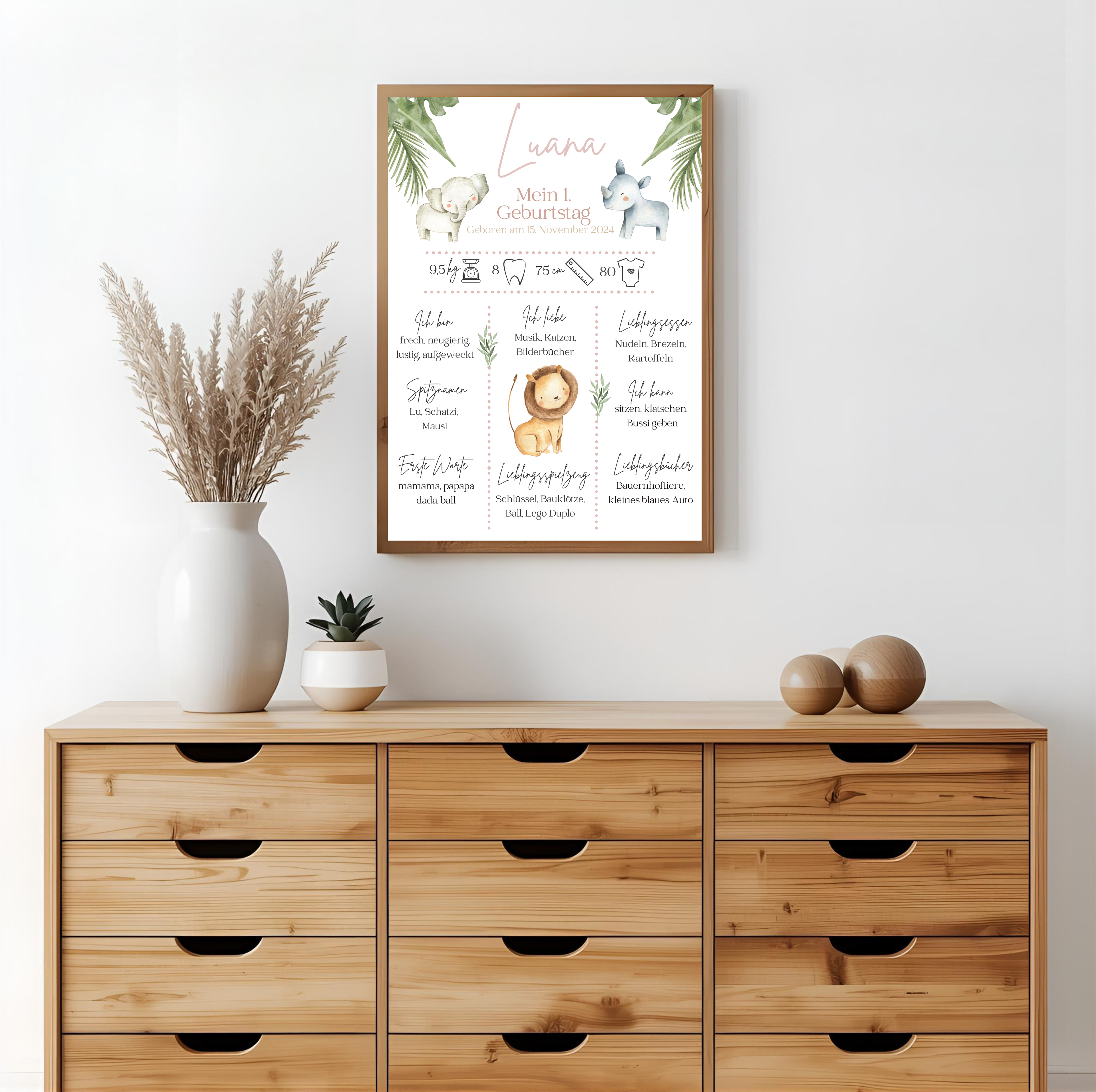 Personalisiertes Meilensteinposter zum ersten Geburtstag mit Safari Tiere als PDF Datei, ausgedruckt A4 oder mit Premium Bilderrahmen
